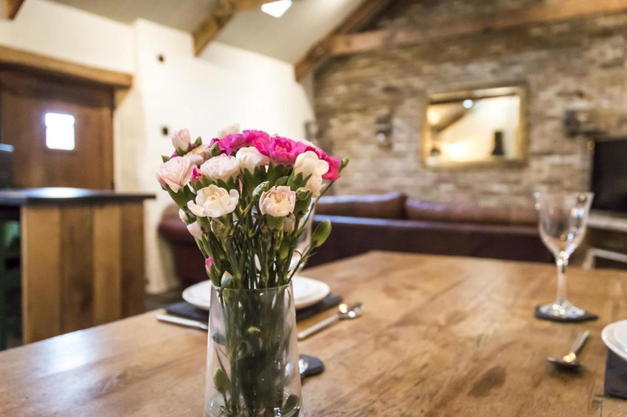 Lavender - Luxurious Barn Conversion - Blossom Farm Johnston Buitenkant foto