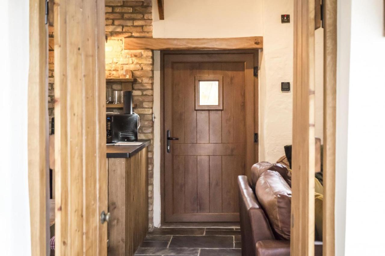 Lavender - Luxurious Barn Conversion - Blossom Farm Johnston Buitenkant foto