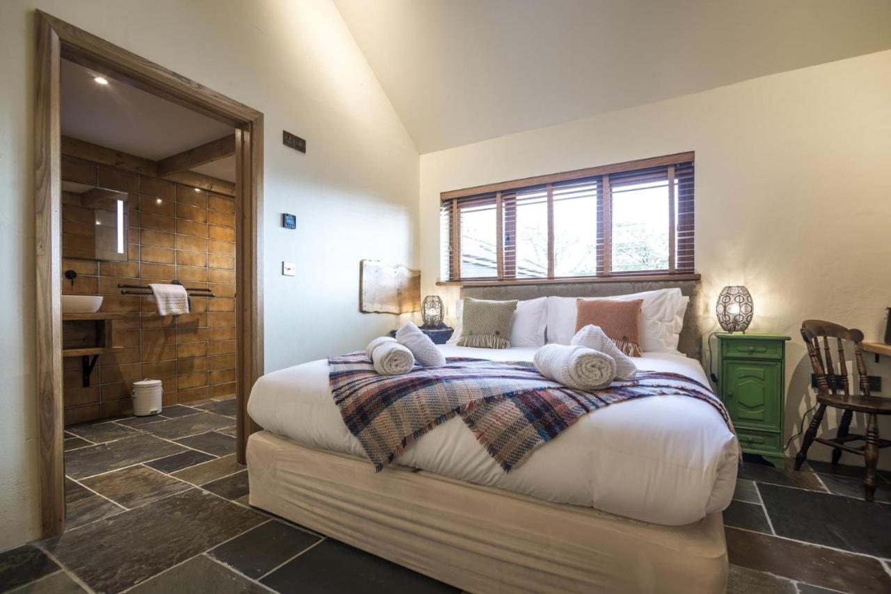 Lavender - Luxurious Barn Conversion - Blossom Farm Johnston Buitenkant foto